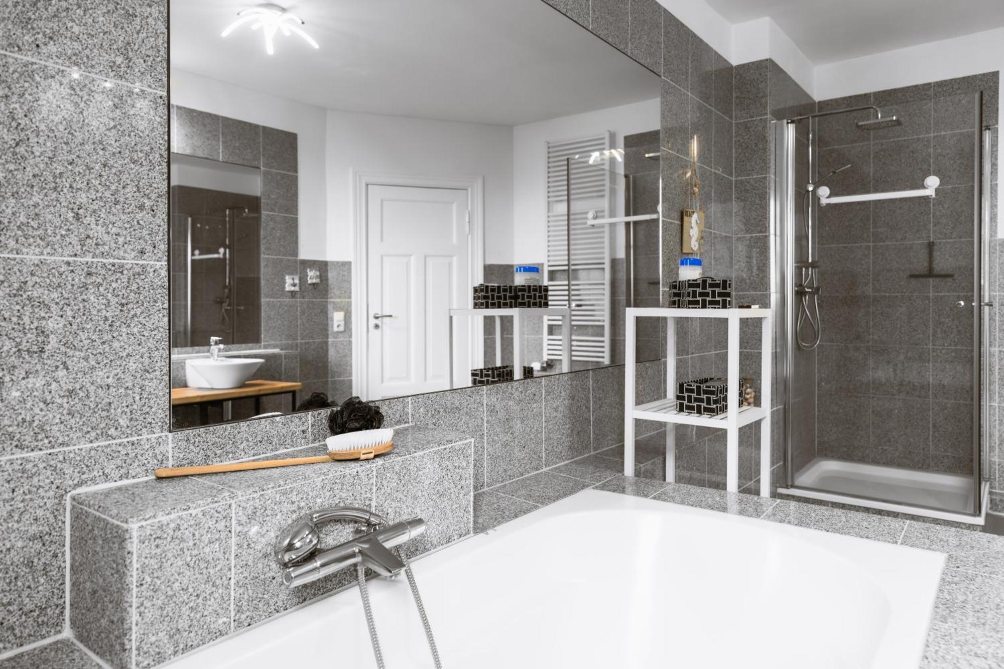 ברמרהבן Exklusives Apartment Im Historischen Wohnhaus Mit Kamin, Bad & Viel Platz מראה חיצוני תמונה